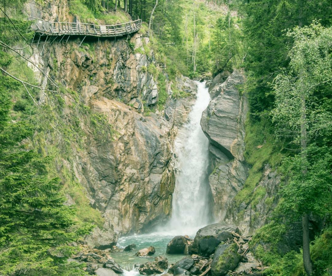 Fruehstueckspension Kirchenwirt Obervellach Exterior foto